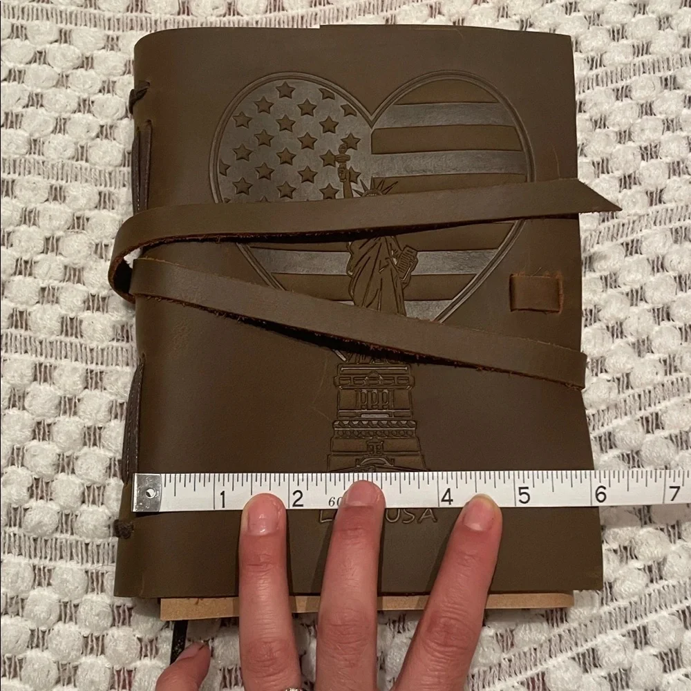 NWT Sovereign Brown Leather Travelers Journal Set with Pen